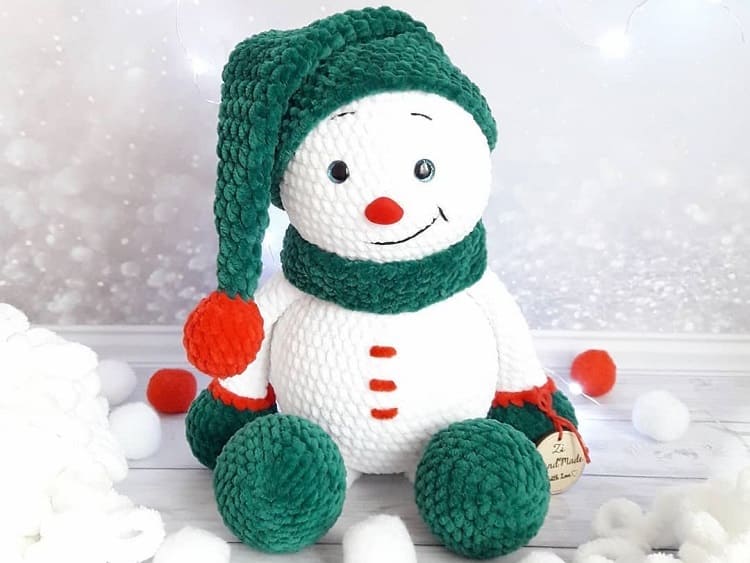 Learn to Make Crochet snowman pattern