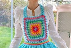 A Beautiful Crochet Apron – Free Pattern
